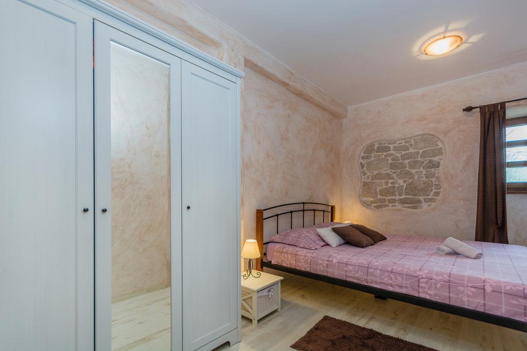 Apartment Velenik D&I Porec Bagian luar foto