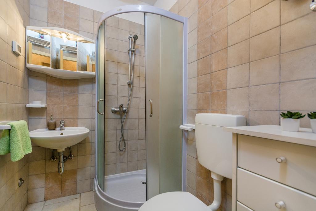 Apartment Velenik D&I Porec Bagian luar foto