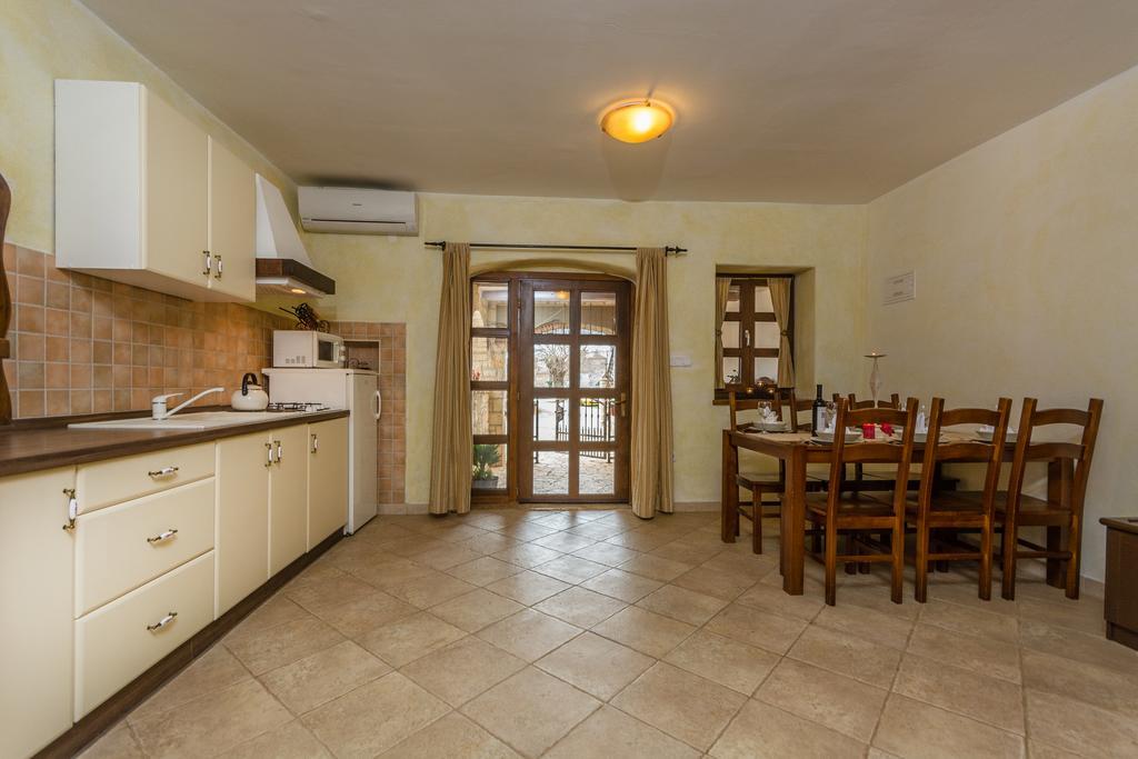 Apartment Velenik D&I Porec Bagian luar foto