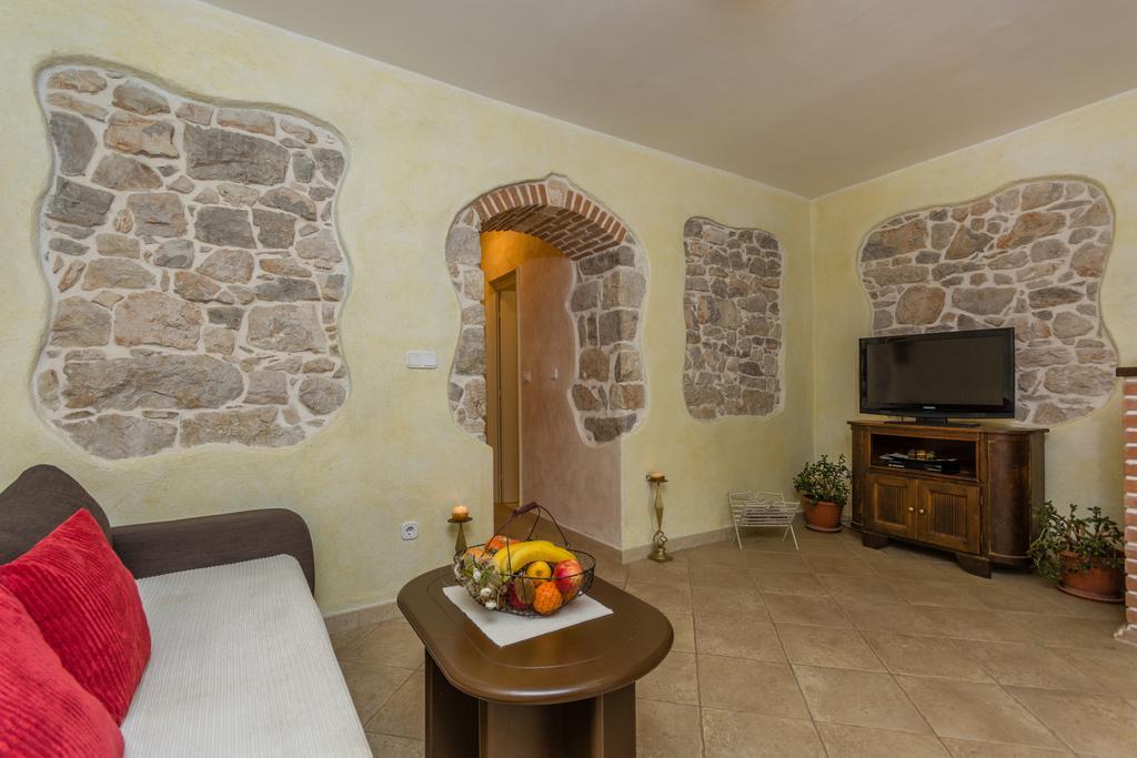 Apartment Velenik D&I Porec Bagian luar foto